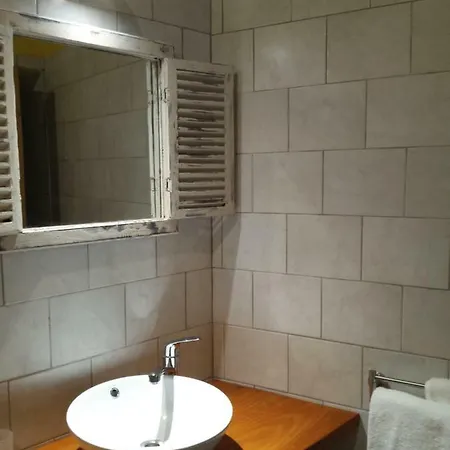 Bed and breakfast Lagar Do Rio *
